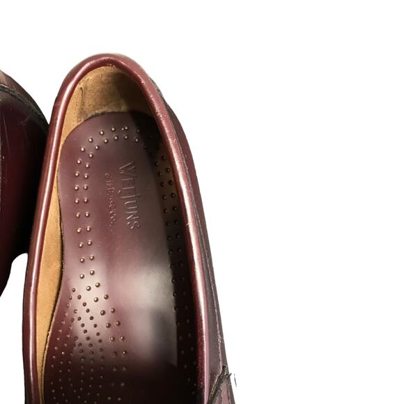 GH Bass & Co Penny Loafers Mens 10 Weejuns Brown Genuine Leather Shoes Slip-On - Picture 2 of 9